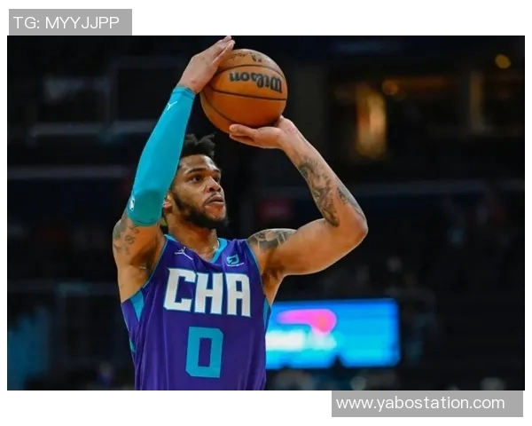 迈尔斯布里奇斯外线表现不佳21投8中贡献21分5篮板5助攻 迈尔斯布里奇斯外线表现不佳21投8中贡献21分5篮板5助攻