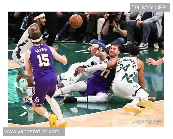 老詹复出后进攻失衡雷迪克分析里夫斯缺阵的影响与挑战